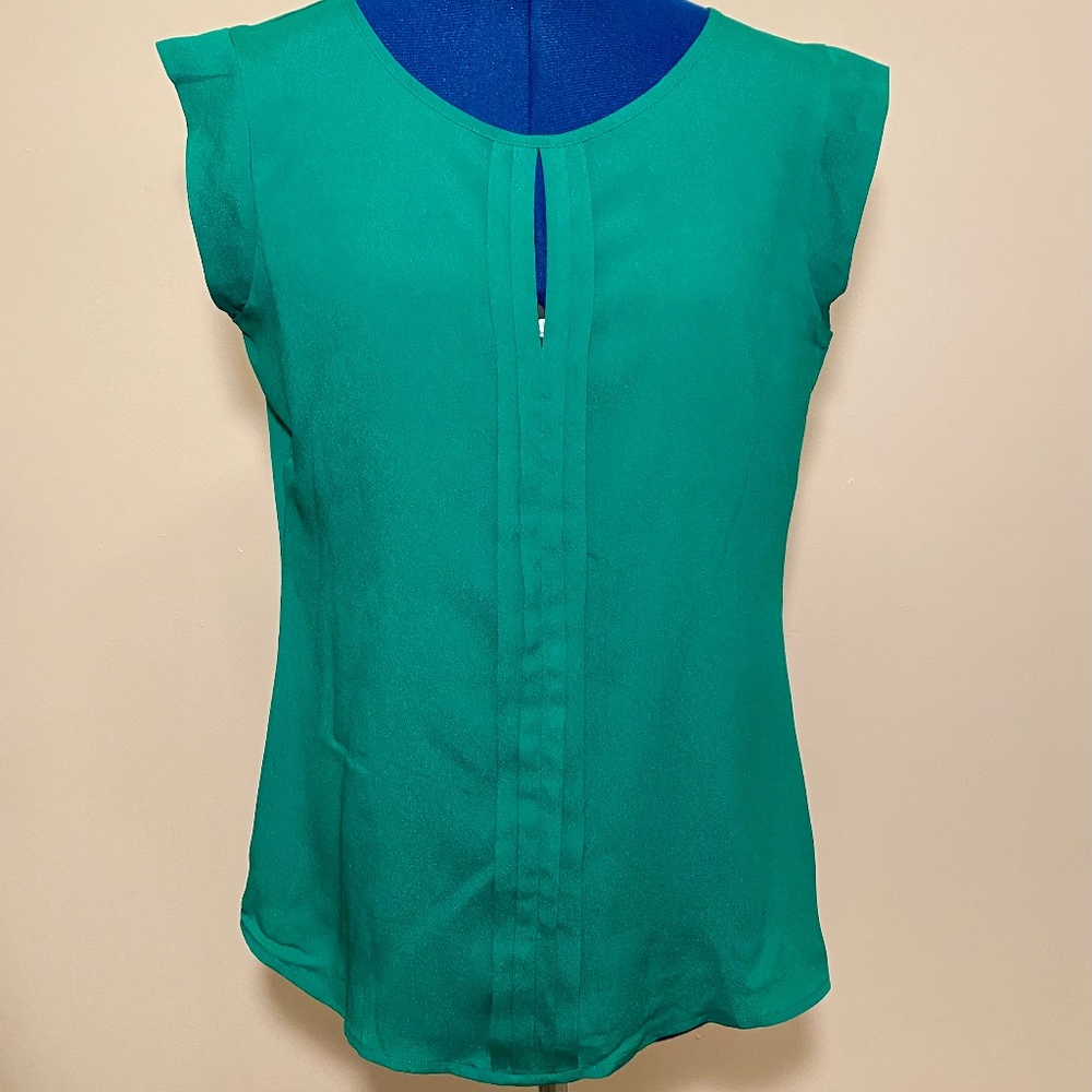 The Limited Green Cap-Sleeve Blouse - Size: S